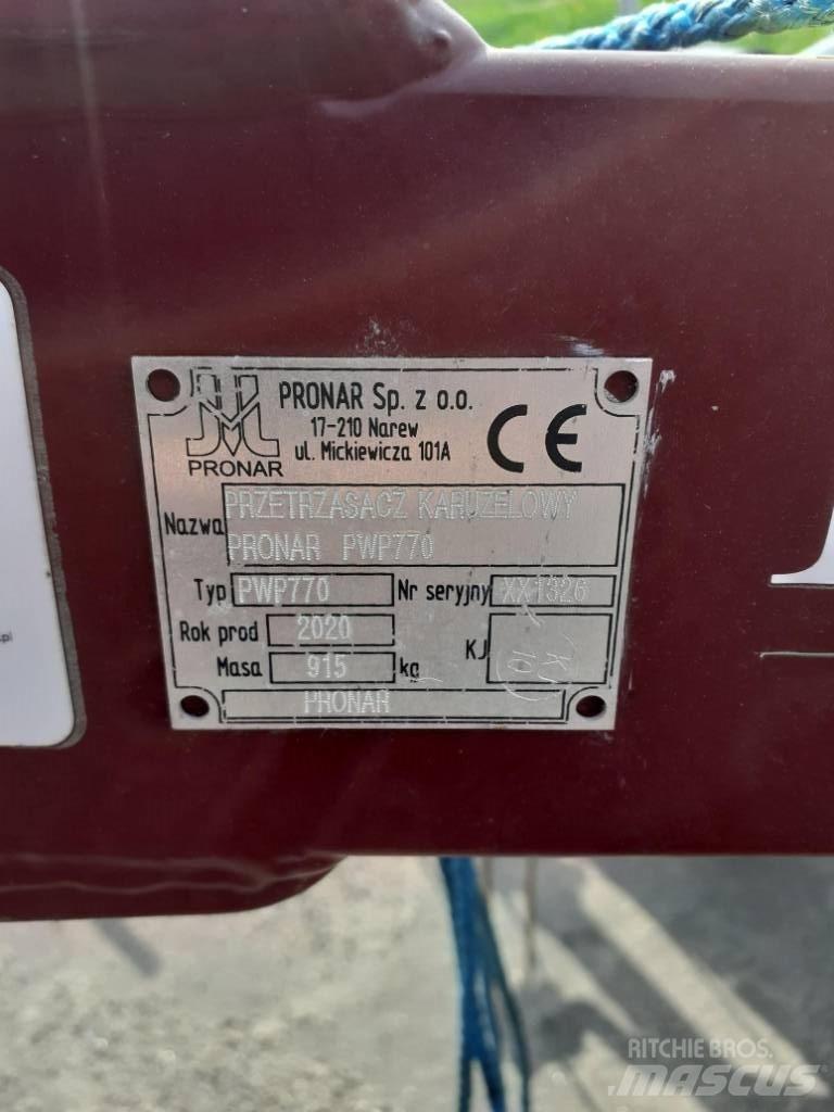 Pronar PWP 770 Obracače a zhrabovače sena