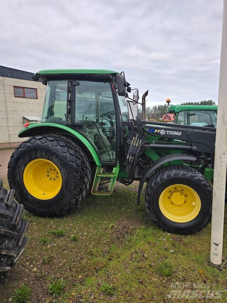 John Deere 5620 Traktory