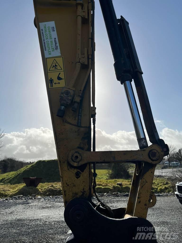 CAT 320 EL Pásové rýpadlá