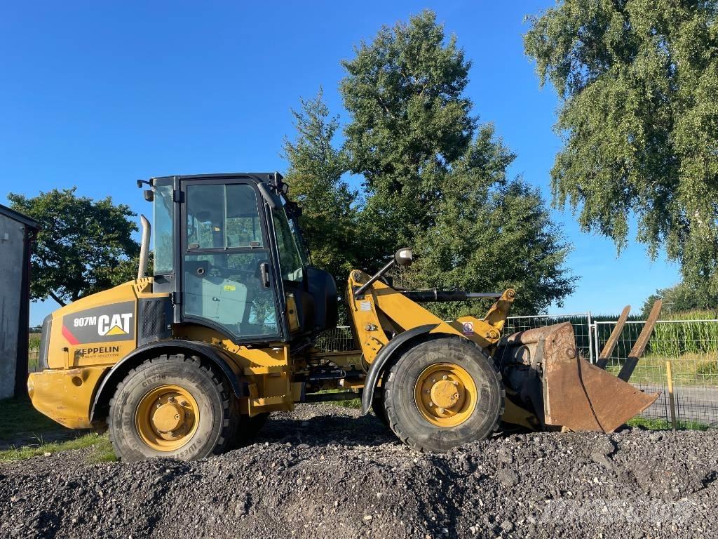CAT 907 M Kolesové nakladače