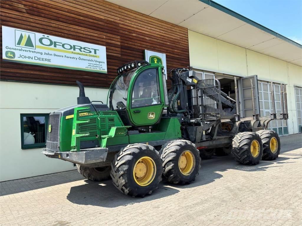 John Deere 1510 G Lesné traktory