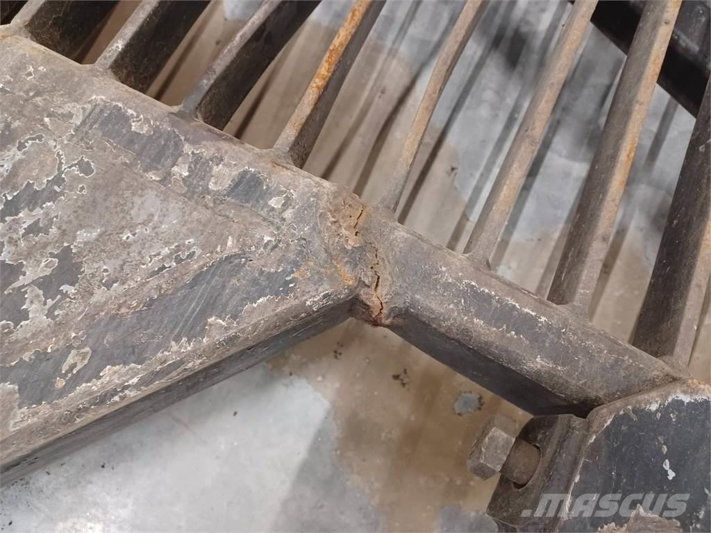 Komatsu 890.3 Ďalšie komponenty