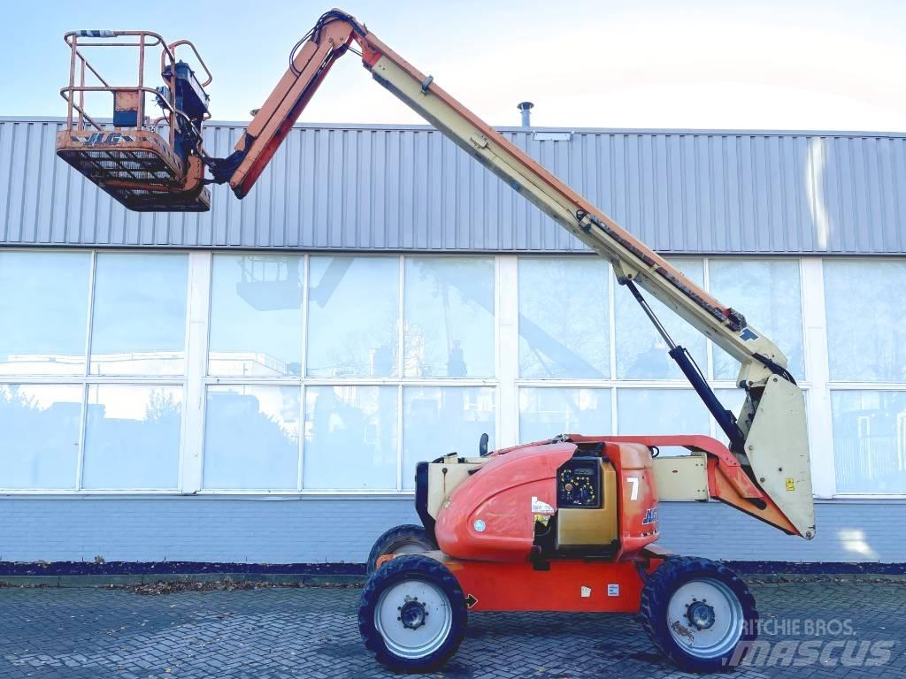 JLG 600 AJ Teleskopické plošiny