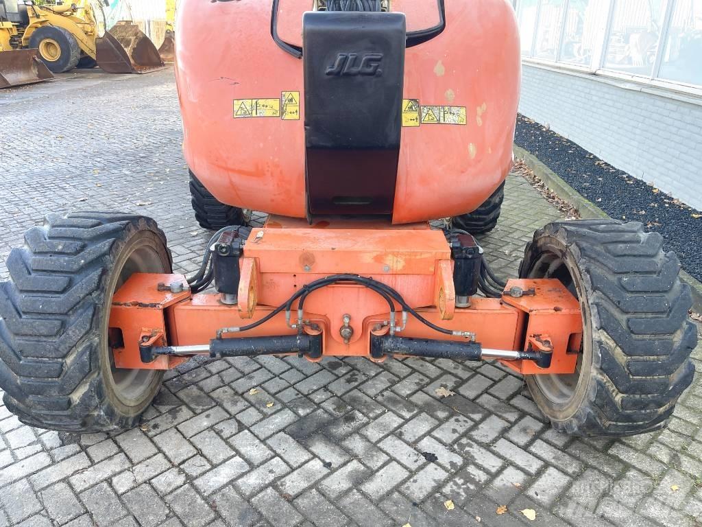 JLG 600 AJ Teleskopické plošiny