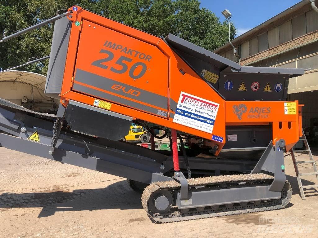 Arjes Compaktor 300 Mobilné drviče