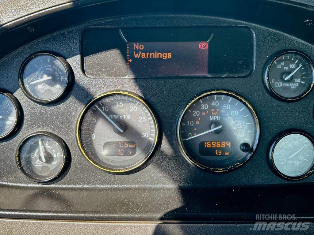Peterbilt 337 Plošinové nákladné automobily/nákladné automobily so sklápacími bočnicami