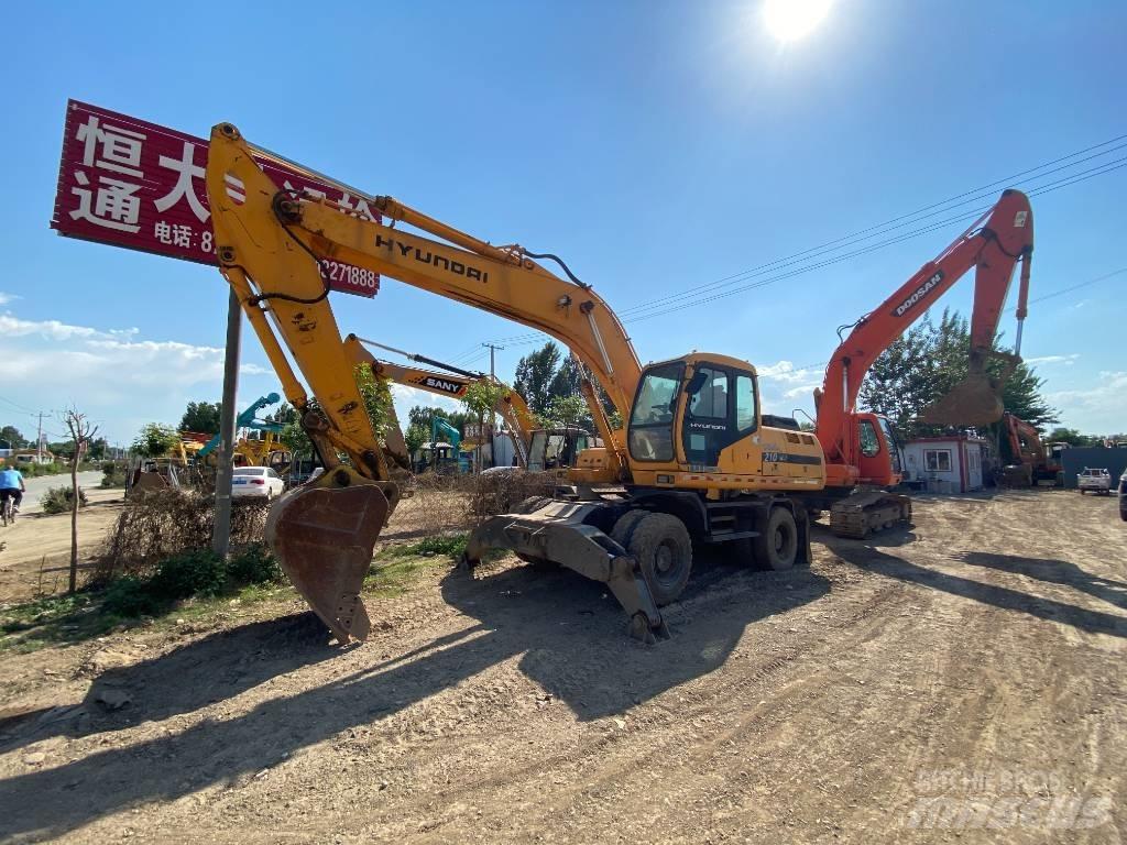 Hyundai 210w Kolesové rýpadlá