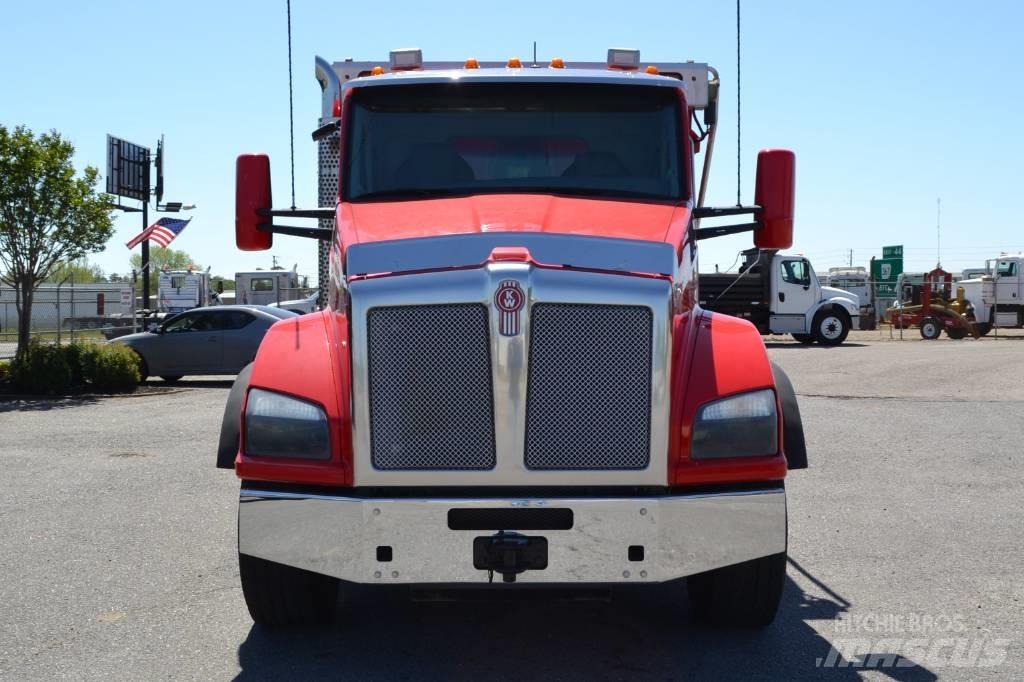 Kenworth T 880 Sklápače
