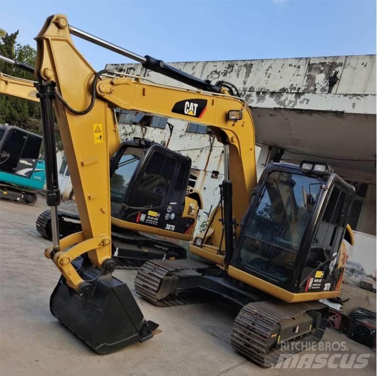 CAT 307 D Pásové rýpadlá