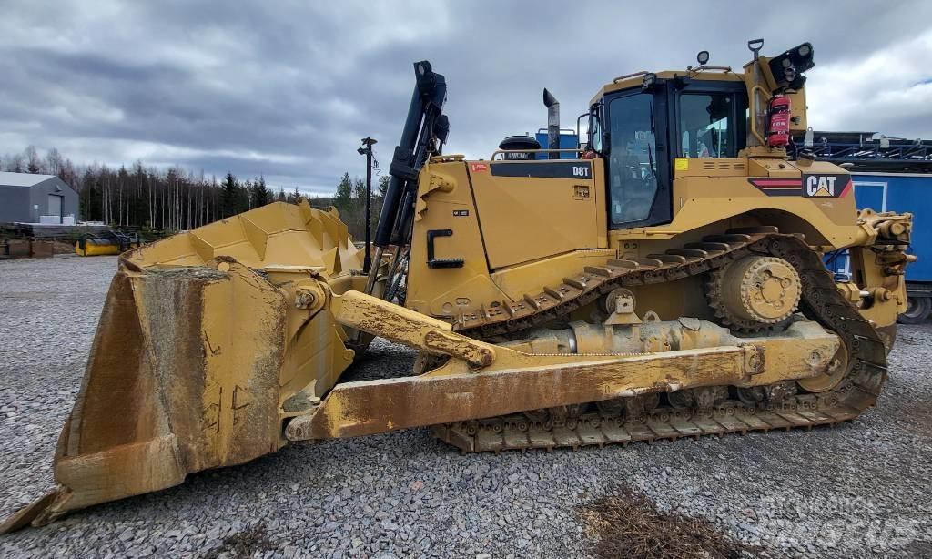 CAT D 8 T Pásové dozéry
