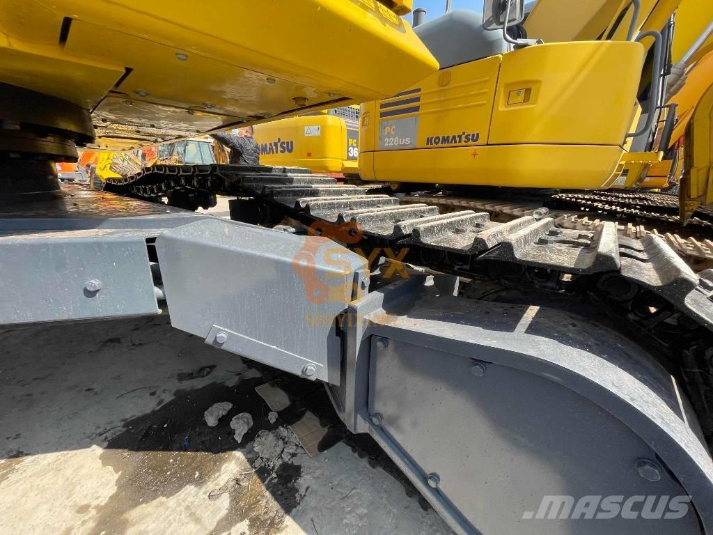 Komatsu PC 450-8 Pásové rýpadlá