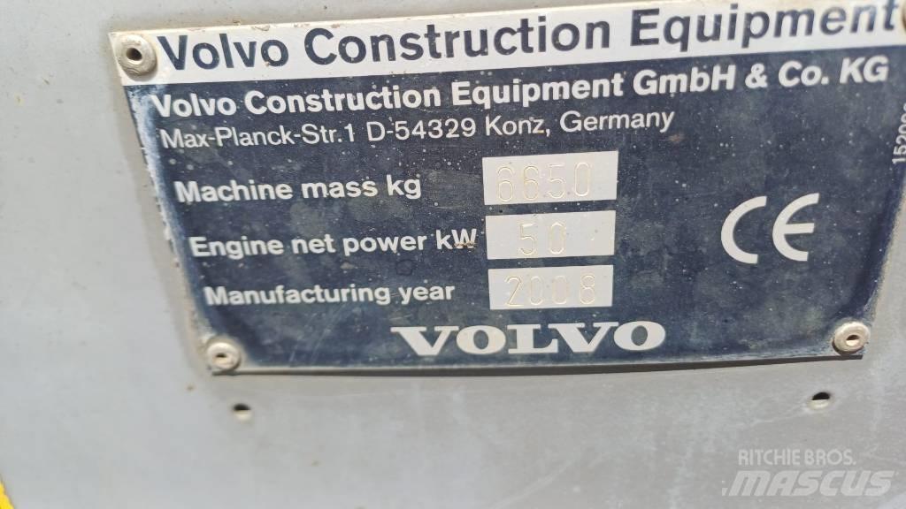 Volvo L 30 B Kolesové nakladače