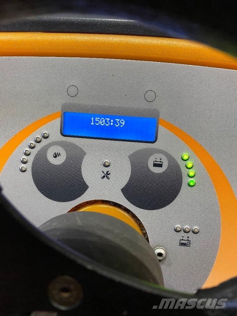 Taski 2100 Podlahové umývacie stroje