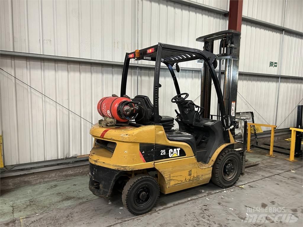 CAT GP25N LPG vozíky