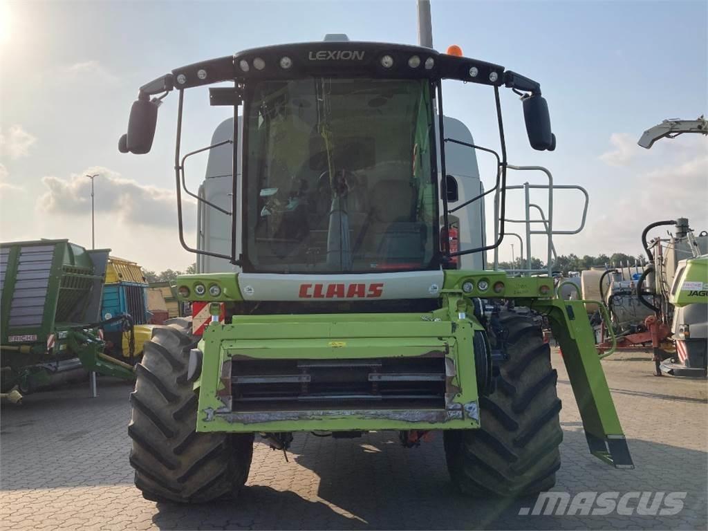 CLAAS Lexion 650 Kombinované zberacie stroje