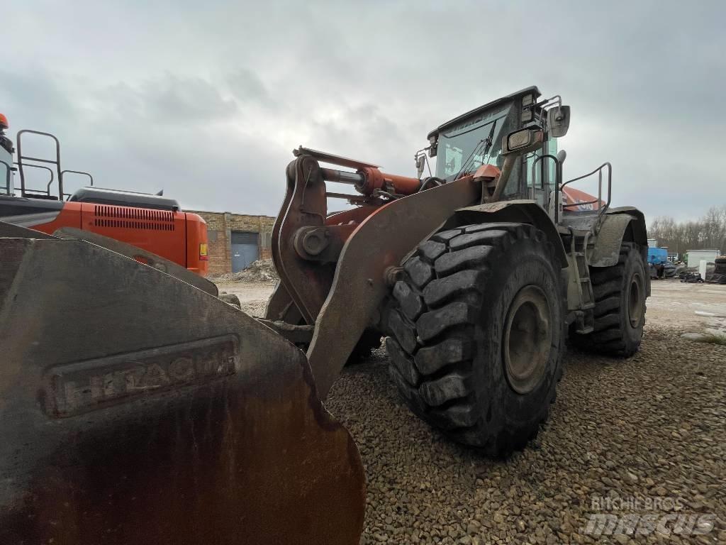 Hitachi ZW 310-6 Kolesové nakladače