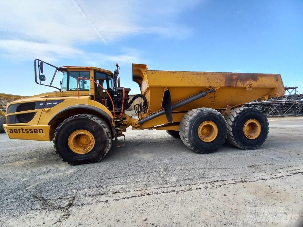 Volvo A40F (Abu dhabi) Kĺbové nákladné autá