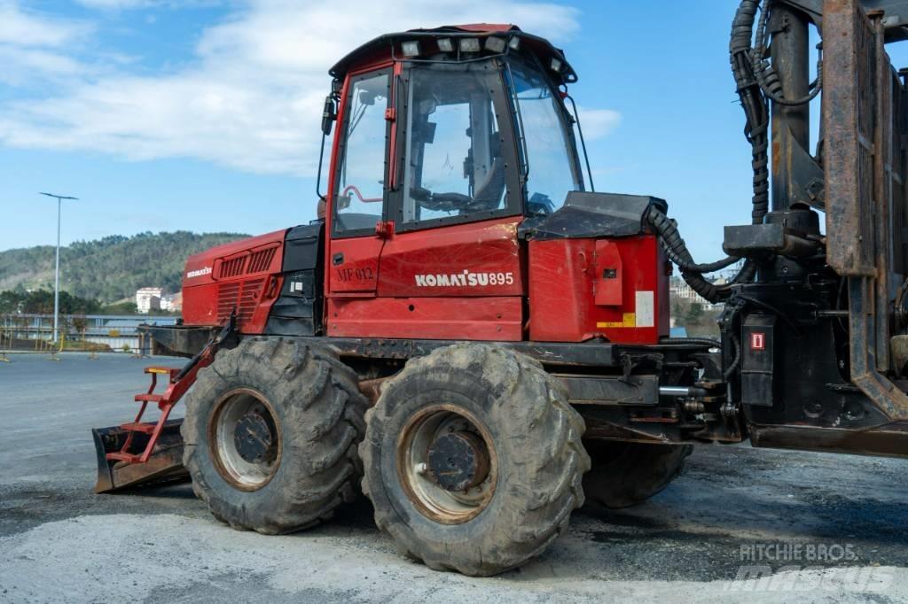 Komatsu 895.1 - 8WD Lesné traktory