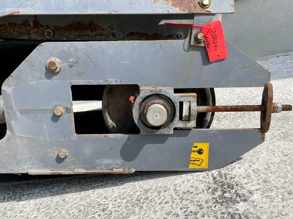 Wirtgen W250 Dopravné zariadenia