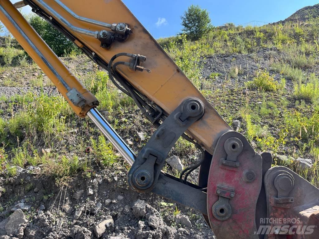 Liebherr R 924 C Pásové rýpadlá