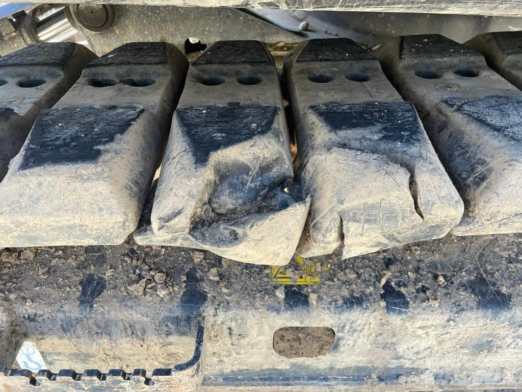 Hitachi ZX135US Pásové rýpadlá
