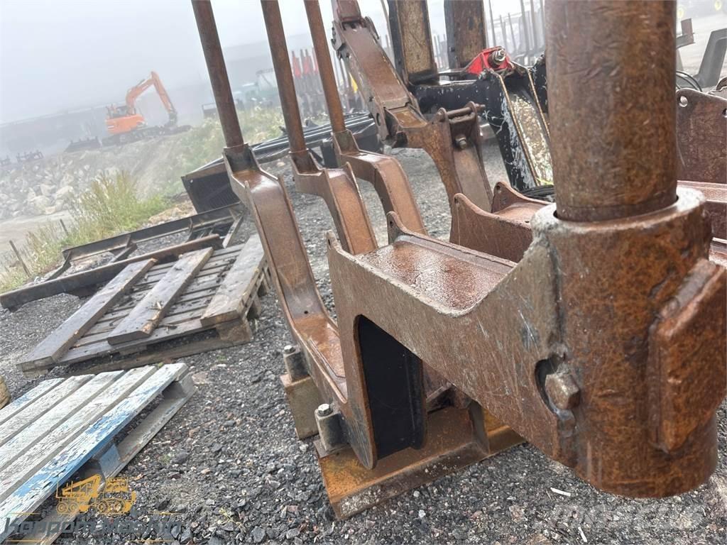 Valmet 860 Ďalšie komponenty