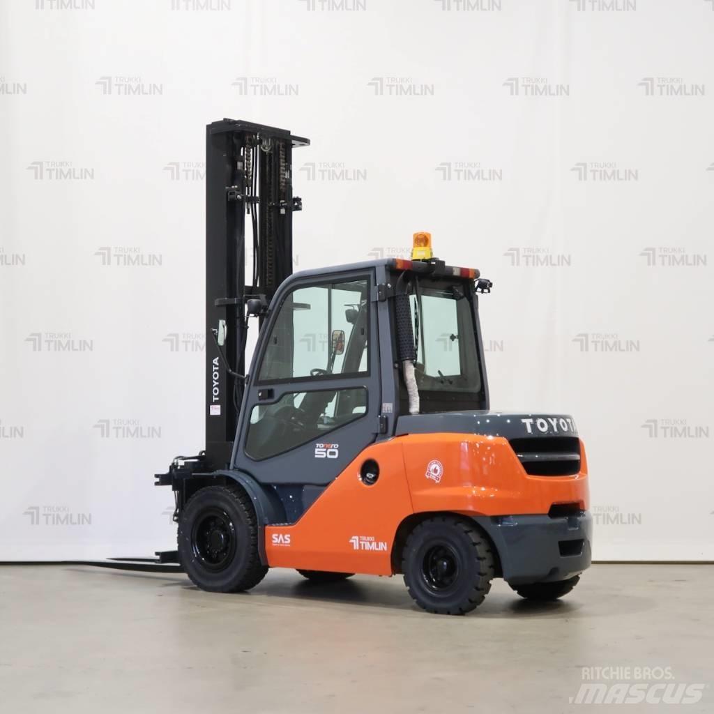 Toyota 40-8FD50N Dieselové vozíky
