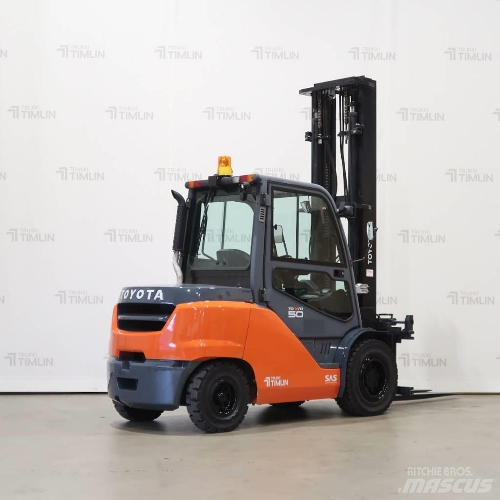 Toyota 40-8FD50N Dieselové vozíky