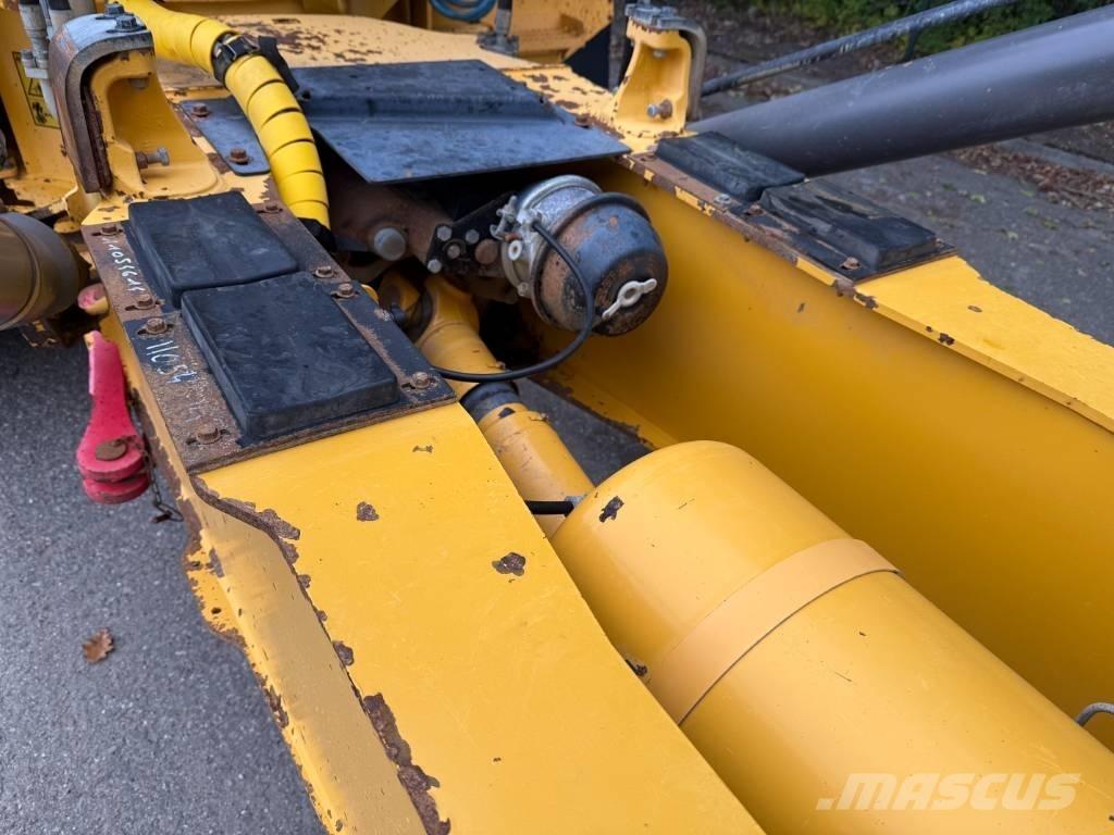 Volvo A25D Kĺbové nákladné autá
