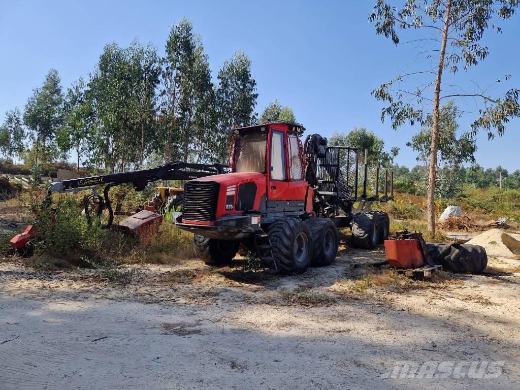 Komatsu 875 Lesné traktory