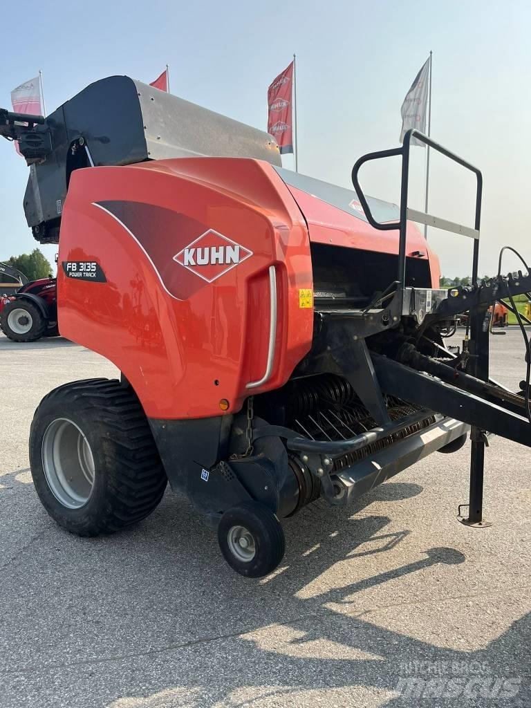 Kuhn FB 3135 Lisy na okrúhle balíky