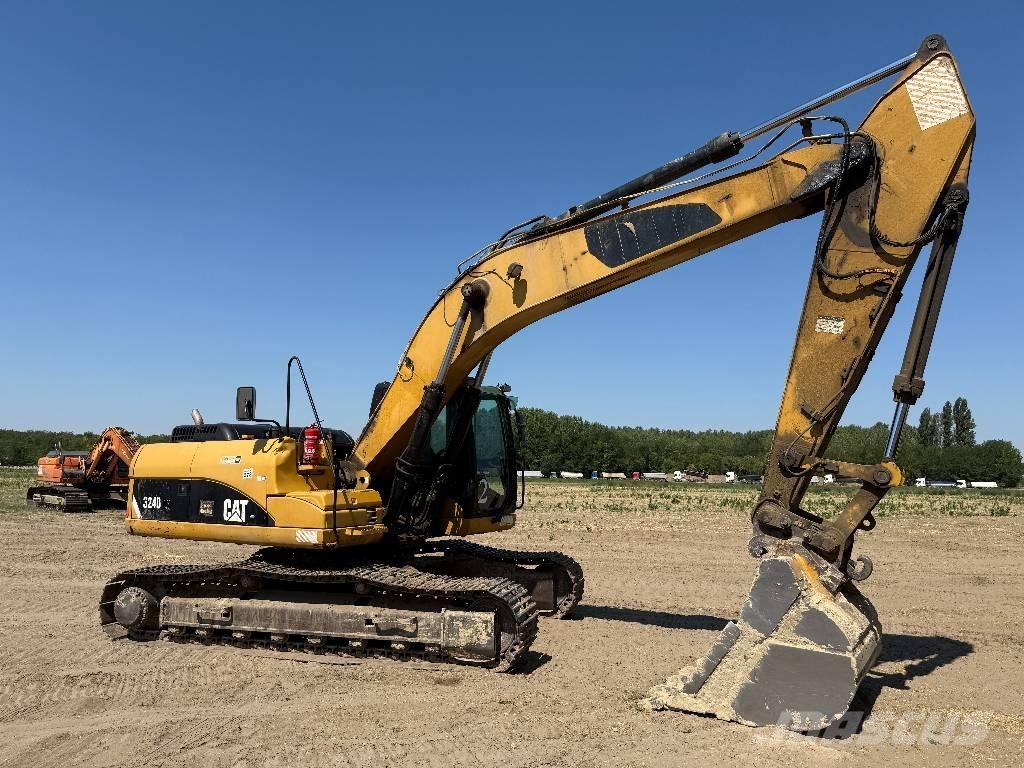 CAT 324 D Pásové rýpadlá