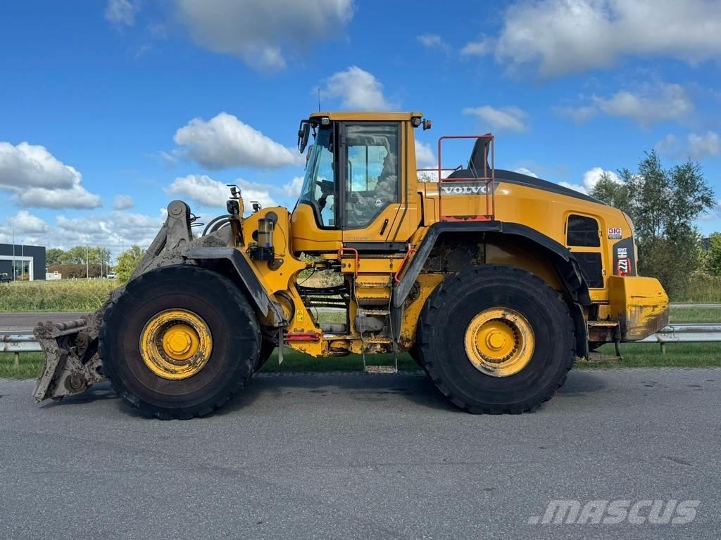Volvo L220H Kolesové nakladače