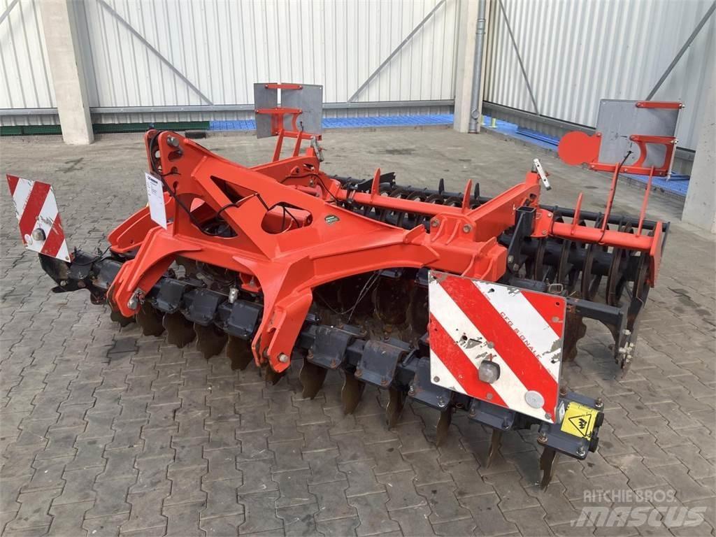 Kuhn 303 Tanierové brány