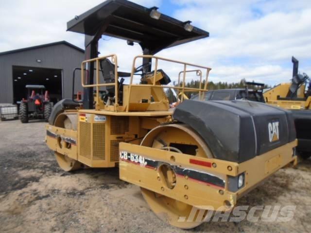 CAT CB 634 C Tandemové valce