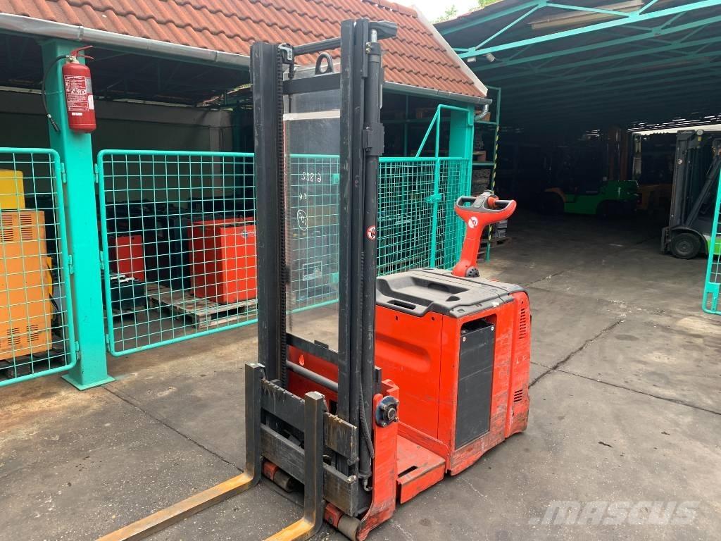 Linde L12AC V-3818 Samohybné vozíky