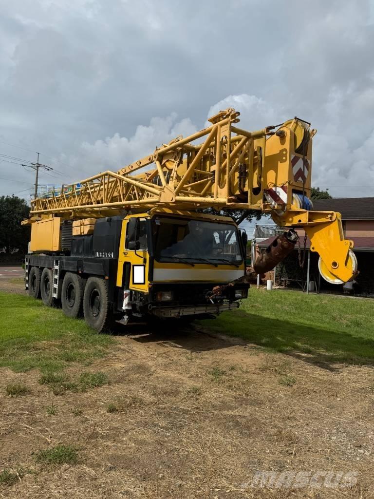 Liebherr LTM 1090-2 Univerzálne terénne žeriavy