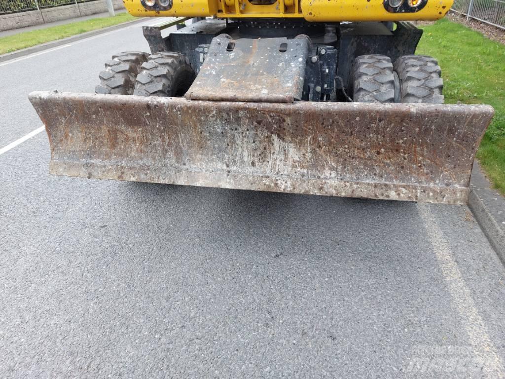 Komatsu PW148-11 Kolesové rýpadlá
