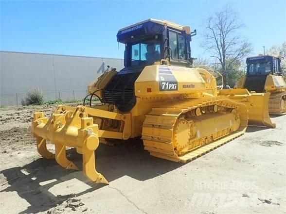 Komatsu D71PXi-24 Pásové dozéry