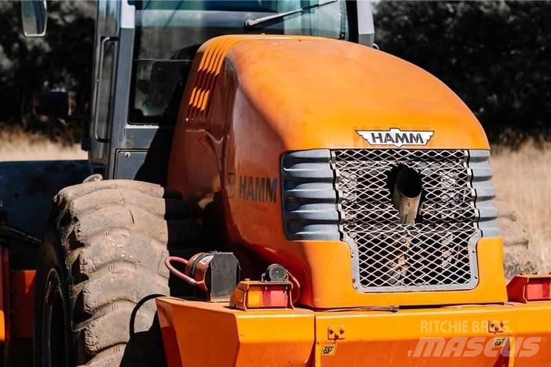 Hamm 3520 Kombinované valce