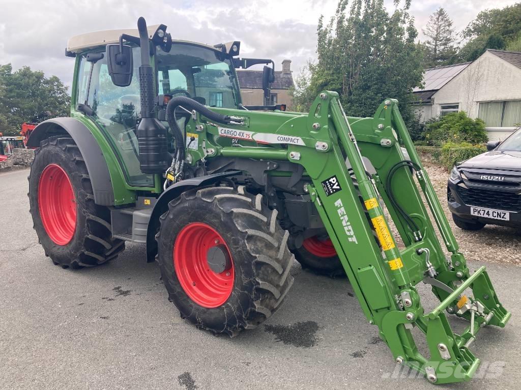 Fendt 211 Traktory