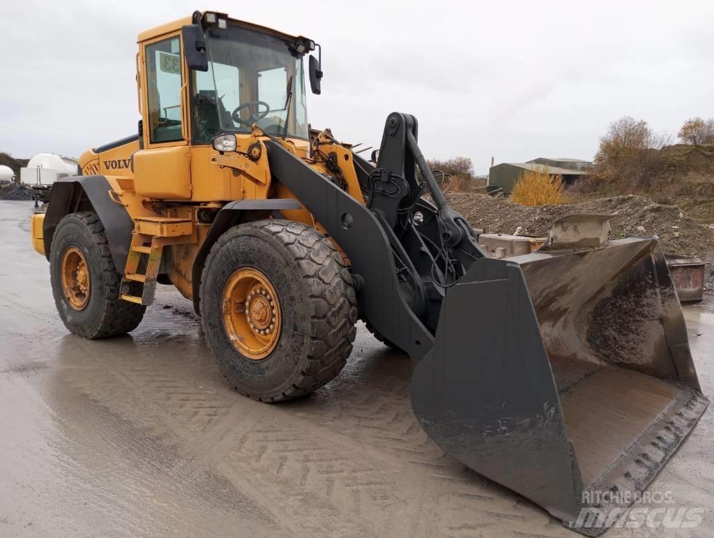 Volvo L 90 E Kolesové nakladače