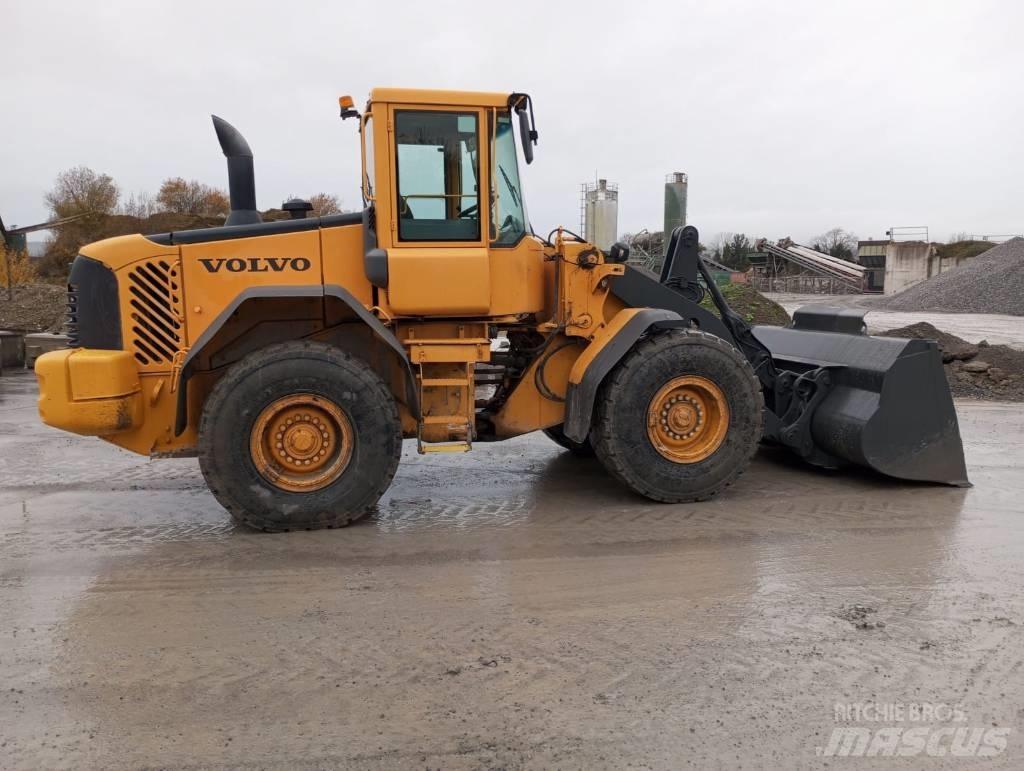 Volvo L 90 E Kolesové nakladače