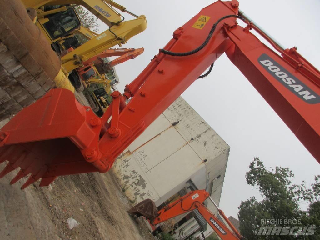 Doosan DH 150 LC-7 Kolesové rýpadlá