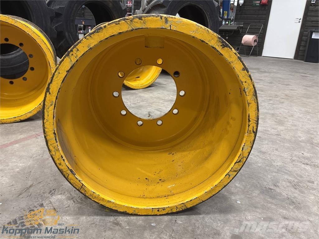 Rottne H8 24x26,5 Pneumatiky, kolesá a ráfiky