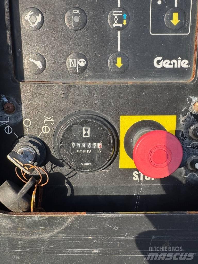Genie GS 2669 RT Nožnicové zdvíhacie plošiny