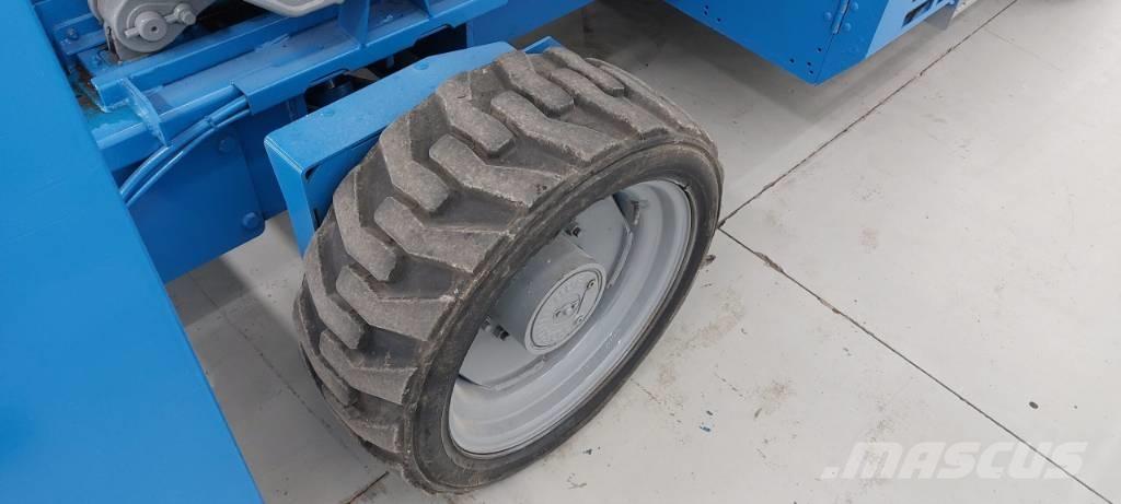 Genie GS 5390 RT Nožnicové zdvíhacie plošiny
