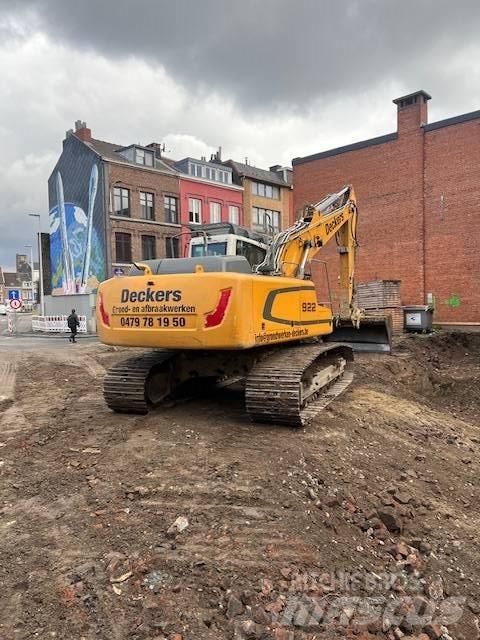 Liebherr 922 Pásové rýpadlá