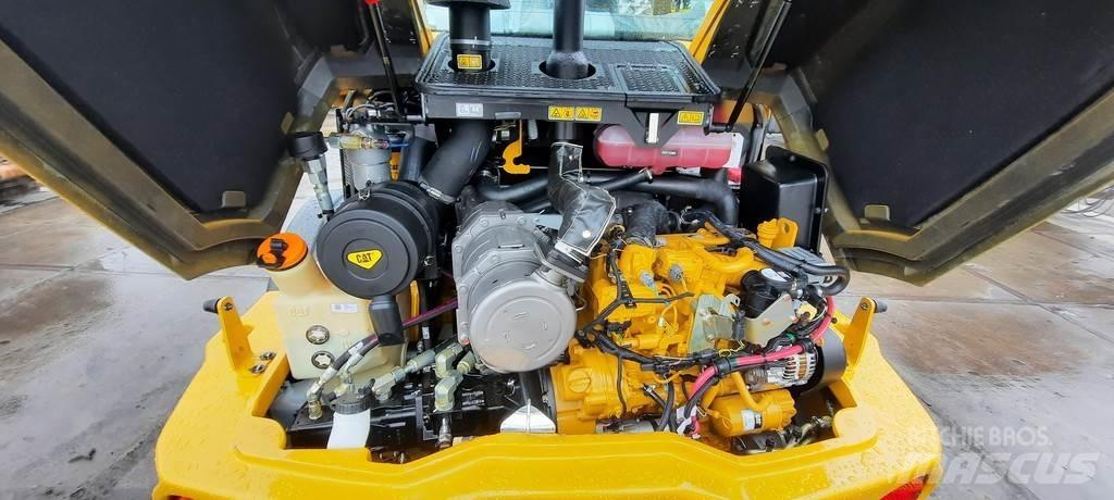 CAT 908M Kolesové nakladače