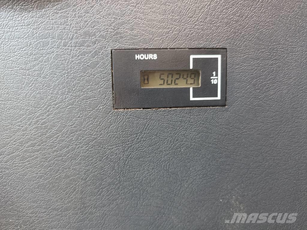 Hyundai HX 235 LCR Pásové rýpadlá